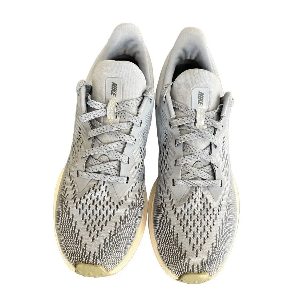 Nike Air Zoom Sneakers size 9.5